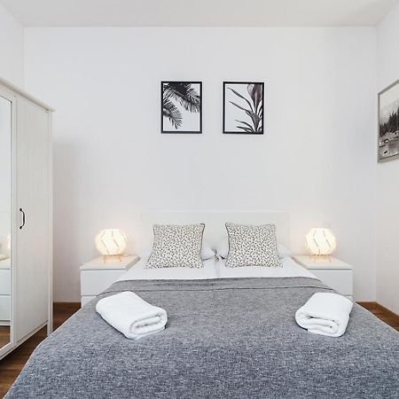 Charming Studio - 54 Starowislna Street Krasków Εξωτερικό φωτογραφία
